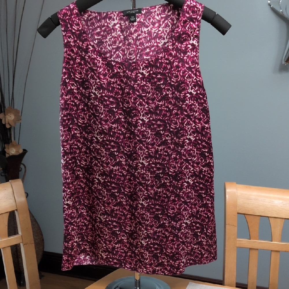 Ann Taylor 100% Silk Rose Pattern Shirt in Rich Purple and Cream